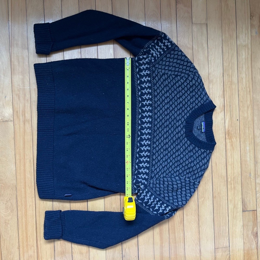 Patagonia Mens Navy Blue Recycled Wool Blend Fair Isle Crewneck Sweater Large - Picture 4 of 6